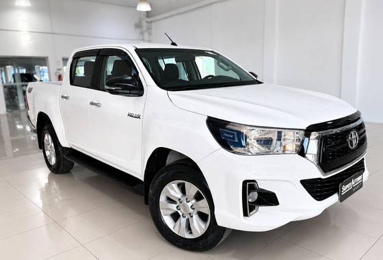 TOYOTA HILUX 2.8 NARROW 4X4 CD 16V DIESEL 4P MANUAL